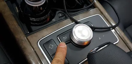 [분당벤츠전문점] 벤츠 E클래스 W212 E300 M2C200 PLUS 국산12.3인치 모니터교체 국산 후방카메라교체 옵틱글래스 광각미러교체 하이패스매립 / 성남 분당구 정자동