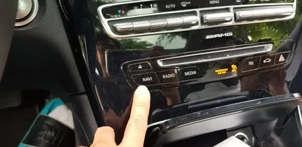 [분당벤츠전문점] 벤츠 GLC X253 GLC220d M2C200플러스 국산 고해상도 12.3인치모니터 교체 순정 오디오 AUX생성코딩 휴대용무선 WiFi기기설치(통신비무료) / 성남 분당구 정자동