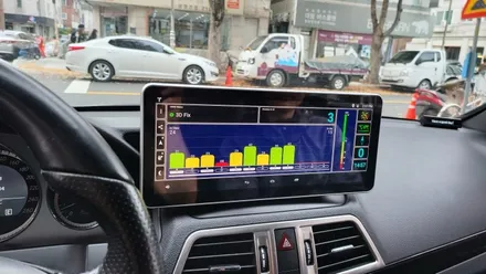 벤츠 E350 카브리올레 국산 안드로이드 M2C200PLUS 네비게이션 국산 12.3 와이드모니터 교체 분당 판교 카알터 / 성남 분당구 정자동