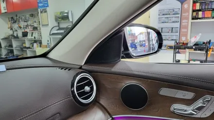 벤츠 W213 E220d 중고차 신차 만들기 부메스터 엠비언트 터치모니터변경 안드로이드 FHD 어라운드뷰 카본센터페시아 정품IWC 풀방음 광각미러 공기청정기 블랙박스 보조배터리 / 성남 분당구 정자동