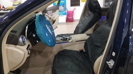 [분당 벤츠 전문점] 벤츠 W205 C클래스 2015년식 C200 순정 3색 엠비언트 순정 64색 엠비언트 변경 작업 64색 부메스터 3D전동트위터 64색 전면 송풍구 엠비언트 리 / 성남 분당구 정자동