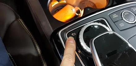 [분당벤츠전문점] 벤츠 GLS클래스 X166 GLS500 국산 안드로이드 카블릿M2C200 셋탑 네비게이션 매립+무선공유기 설치+국산 USB AUX+순정 리어모니터 연동 / 성남 분당구 정자동