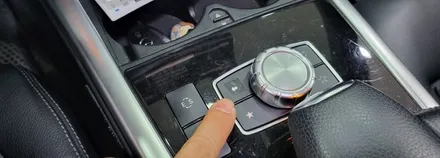 [분당벤츠전문점] 벤츠 E클래스 W212 E250 2014년식 국산 안드로이드 M2C200플러스 네비게이션 국산 12.3인치 모니터 교체 / 성남 분당구 정자동