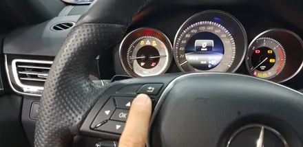 [분당벤츠전문점] 벤츠 E클래스 W212 E220 2015년식 현대모비스 NTG-4500CE 순정모니터 고장 탈거 M2C200플러스 안드로이드 네비게이션 국산 고해상도 12.3인치 / 성남 분당구 정자동