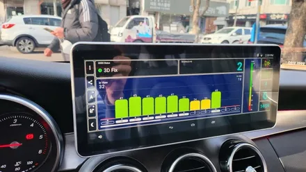 분당벤츠전문점 카알터 C클래스 W205 C220 국산 12.3인치 모니터교체 M2C200PLUS AUX코딩 순정GPS연동 순정64색변경 부메스터 전동트위터 데쉬보드 엠비언트 / 성남 분당구 정자동