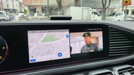 벤츠 W167 신형 GLE 안드로이드올인원 NV700 내비게이션 풀스크린 티맵 유튜브 넷플릭스 / 성남 분당구 정자동