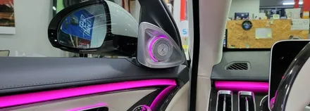 [분당벤츠전문점] 벤츠 S클래스 W223 S580 2022년식 독립적으로 사용하는 미디어장치(주행중 유튜브 넷플릭스 등등 시청됨) 부메스터 4D 전동트위터 교체 스타뷰S 탈거 주차 / 성남 분당구 정자동