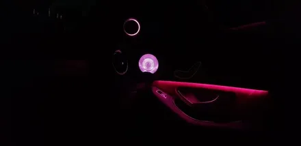 [분당벤츠전문점] 벤츠 GLC C253 GLC220d 쿠페 2021년식 미드레인지 커버 부메스터 엠비언트 커버교체 / 성남 분당구 정자동