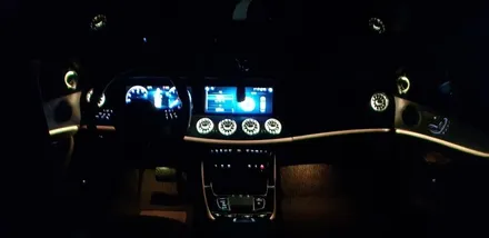[분당벤츠전문점] 벤츠 E클래스 W213 E250 페이스 리프트 신차 패키지 부메스터 3D전동 트위터, 전면송풍구 엠비언트 교체 / 성남 분당구 정자동