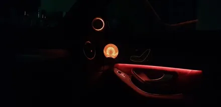 [분당벤츠전문점] 벤츠 GLC C253 GLC220d 쿠페 2021년식 미드레인지 커버 부메스터 엠비언트 커버교체 / 성남 분당구 정자동