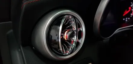 [분당벤츠전문점] 벤츠 C205 C63 AMG쿠페 M2C200플러스 국산12.3인치 모니터 AUX코딩 순정GPS연동 파크라케이블 순정64색변경 엠비언트 전면송풍구 엠비언트 리어송풍 / 성남 분당구 정자동