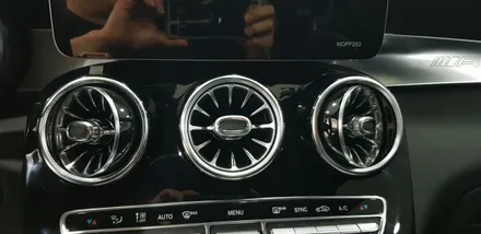 [분당벤츠전문점] 벤츠 GLC X253 GLC220쿠페 신차패키지 전동트위터엠비언트 전면+리어송풍구엠비언트 대쉬보드 등받이 미드레인지엠비언트 풀셋트 아이나비 QXD5000 / 성남 분당구 정자동