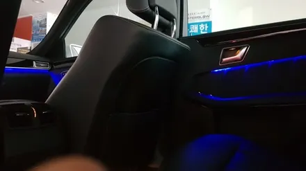[분당 벤츠 전문점] 벤츠 W212 후기형 E클래스 2015년식 E300 순정 3색 엠비언트 → 순정 12색 멀티컬러 엠비언트(광량 5배 UP UP)작업 / 성남 분당구 정자동