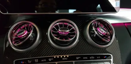 [분당벤츠전문점] 벤츠 C205 C63 AMG쿠페 M2C200플러스 국산12.3인치 모니터 AUX코딩 순정GPS연동 파크라케이블 순정64색변경 엠비언트 전면송풍구 엠비언트 리어송풍 / 성남 분당구 정자동