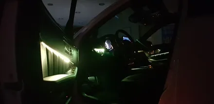 [분당벤츠전문점] 벤츠 E클래스 W212 E350 순정12색 엠비언트 변경 작업(멀티컬러 적용) / 성남 분당구 정자동