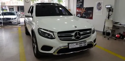 [분당벤츠전문점] 벤츠 GLC X253 GLC220d M2C200플러스 국산 고해상도 12.3인치모니터 교체 순정 오디오 AUX생성코딩 휴대용무선 WiFi기기설치(통신비무료) / 성남 분당구 정자동