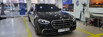 [분당벤츠전문점] 벤츠 S클래스 W223 S580 2022년식 부메스터 4D 전동트위터 교체 독립적으로 사용하는 미디어장치(주행중 유튜브 넷플릭스 등등 시청됨) 휴대용 WiFi장치 / 성남 분당구 정자동