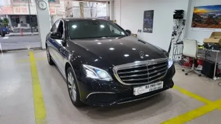 벤츠 W213 E220d 데쉬보드 순정 엠비언트 고장 수리 / 성남 분당구 정자동
