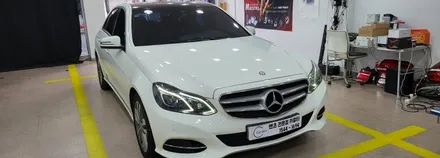 [분당벤츠전문점] 벤츠 E클래스 W212 E220 2014년식 안드로이드 M2C200플러스 네비게이션 국산 고해상도 12.3인치 모니터 AUX코딩 휴대용 무선 WiFi 기기설치 / 성남 분당구 정자동