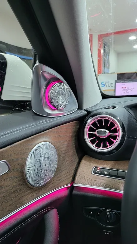 벤츠 E300 QXD1 블랙박스 보조배터리 부메스터 전동트위터 송풍구엠비언트 옵틱글래스광각미러 하이패스교체 / 성남 분당구 정자동