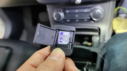 벤츠 GLA200 핸들열선 모니터고장 국산 모니터교체 안드로이드 NV700 내비게이션 카플레이 안드로이드오토 AUX코딩 HD 후방카메라교체 / 성남 분당구 정자동