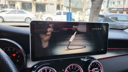 GLC350e 국산12.3 모니터교체 M2C200PLUS AUX코딩 순정GPS연동 파크라케이블 순정버튼 통풍시트 순정64색 엠비언트변경 데쉬보드엠비언트 송풍구엠비언트 / 성남 분당구 정자동