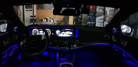 [분당벤츠전문점] 벤츠 W222 S500 아이나비 QXD5000+커넥티드 프로+신형 에너팩 프로12A 보조배터리 설치, 순정 옵션에서 제외된 순정형 3D부메스터 전동트위터 설치 / 성남 분당구 정자동