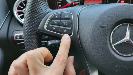 GLC350e 국산12.3 모니터교체 M2C200PLUS AUX코딩 순정GPS연동 파크라케이블 순정버튼 통풍시트 순정64색 엠비언트변경 데쉬보드엠비언트 송풍구엠비언트 / 성남 분당구 정자동