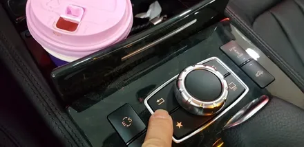 [분당벤츠전문점] 벤츠 W218 CLS350 순정 12색 엠비언트 M2C200플러스 GPS 파크라케이블 국산 12.3인치 모니터 교체 이지억세스 워크인 / 성남 분당구 정자동