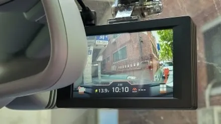 아우디 A8 MMI 모니터고장 국산 안드로이드 모니터교체 M2C200APLUS교체 AMI AUX 4G LTE 라우터 파인뷰 LXQ600 블랙박스 / 성남 분당구 정자동