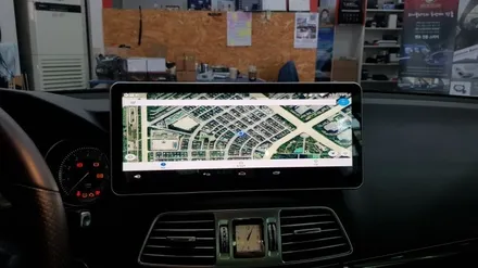 [분당벤츠전문점] 벤츠 A207 E200 카브리올레 국산 12.3인치 대화면 와이드 모니터 + 구글공식인증 안드로이드 카블릿 M2C100 설치 / 성남 분당구 정자동