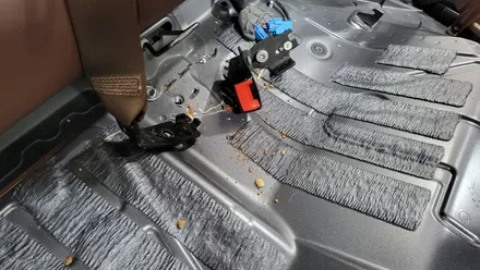 벤츠 W213 E220d 중고차 신차 만들기 부메스터 엠비언트 터치모니터변경 안드로이드 FHD 어라운드뷰 카본센터페시아 정품IWC 풀방음 광각미러 공기청정기 블랙박스 보조배터리 / 성남 분당구 정자동