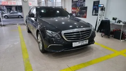 E클래스 E300 4D전동트위터 엠비언트교체 신형 전면 송풍구 엠비언트교체 리어 송풍구 엠비언트교체 레트로핏 분당 판교 벤츠전문점 카알터 / 성남 분당구 정자동