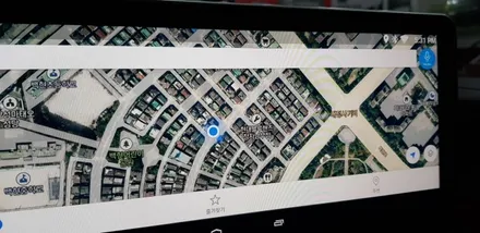 [분당벤츠전문점] 벤츠 W218 CLS350 순정 12색 엠비언트 M2C200플러스 GPS 파크라케이블 국산 12.3인치 모니터 교체 이지억세스 워크인 / 성남 분당구 정자동