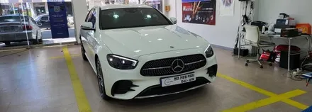 [분당벤츠전문점] 벤츠 E클래스 W213 E220 AMG 2021년식 페이스리프트 신차 패키지 부메스터 3D전동 트위터, 미드레인지 엠비언트 전면송풍구 엠비언트 리어송풍구 엠비언트 / 성남 분당구 정자동