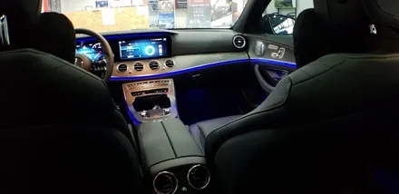 [분당벤츠전문점] 벤츠 신형E클래스 W213 E350 페이스 리프트 부메스터 3D전동 트위터, 전면&리어송풍구 엠비언트 라이트 교체 / 성남 분당구 정자동