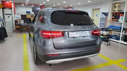 벤츠 GLC350e 국산 안드로이드 M2C200PLUS 국산 와이드모니터교체 AUX코딩 순정 GPS연동 케이블 사각지대개선 옵틱글래스 광각 사이드미러교체 I am 신뢰 카알터 / 성남 분당구 정자동