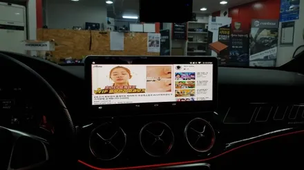 [분당벤츠전문점] 벤츠 W117 CLA 250 순수국산 12.3인치 대화면 와이드 모니터 + 구글 정식 인증된 카블릿 M2C설치 + 보증에도 이상없는 블랙박스 보조배터리 설치 / 성남 분당구 정자동