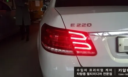 [분당 벤츠 전문점] 벤츠 W212 후기형 E클래스 E220 2015년식 고질병 현대모비스 NTG-4500CE 15MY-R2 모니터 먹화면 블랙아웃 고장 탈거 ☞ 내구성 떨어지는 / 성남 분당구 정자동