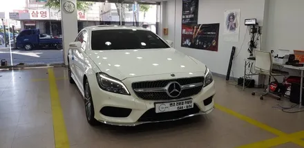 [분당벤츠전문점] 벤츠 CLS W218 CLS400 2017년식 순정 3색 엠비언트를 순정 12색 멀티컬러 엠비언트 시공작업 / 성남 분당구 정자동