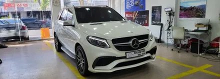 분당 벤츠 전문점 카알터 GLE GLE63 AMG 국산 12.3인치 모니터 교체 카플레이 안드로이드오토 안드로이드 M2C200PLUS교체 휴대용 무선 WiFi기기 설치 국산 USB / 성남 분당구 정자동