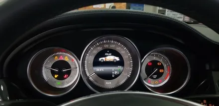 [분당벤츠전문점] 벤츠 CLS W218 CLS400 2017년식 순정 3색 엠비언트를 순정 12색 멀티컬러 엠비언트 시공작업 / 성남 분당구 정자동