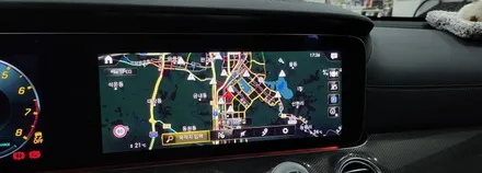 벤츠 E53AMG M2C200PLUS USB AUX 순정 GPS연동 휴대용 무선WIFI (통신비무료) 순정형 부메스터 전동트위터 송풍구엠비언트 / 성남 분당구 정자동