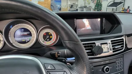 분당벤츠전문점 카알터 E클래스 W212 E220 NTG4500 모니터 블랙아웃  국산 12.3 모니터교체 M2C200A PLUS교체 USBAUX 설치 / 성남 분당구 정자동