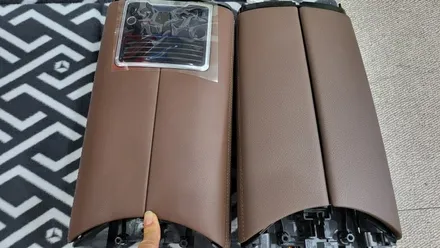 벤츠 W213 E220d 중고차 신차 만들기 부메스터 엠비언트 터치모니터변경 안드로이드 FHD 어라운드뷰 카본센터페시아 정품IWC 풀방음 광각미러 공기청정기 블랙박스 보조배터리 / 성남 분당구 정자동