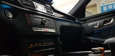 [분당벤츠전문점] 벤츠 W212 E300 순정12색 엠비언트 변경 작업(멀티컬러 적용) / 성남 분당구 정자동