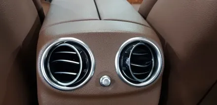 [분당벤츠전문점] 벤츠 E클래스 W213 E300AMG LINE 1열송풍구엠비언트 2열송풍구엠비언트 교체 / 성남 분당구 정자동