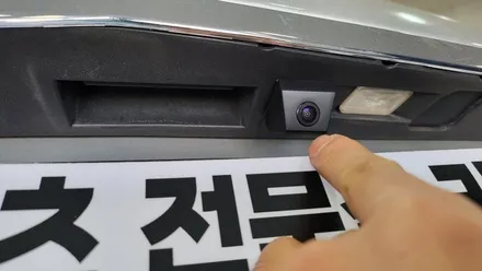 분당 벤츠전문점 카알터 E클래스 HD후방카메라교체 국산 모니터교체 안드로이드올인원 NV700 내비게이션교체 카플레이 안드로이드오토 / 성남 분당구 정자동