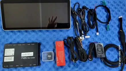 벤츠 2015 X204 GLK220 프리미어 M2C200A 모니터교체 공임작업 + AUX코딩 순정GPS연동 파크라케이블 무선 LTE WiFi 라우터 / 성남 분당구 정자동