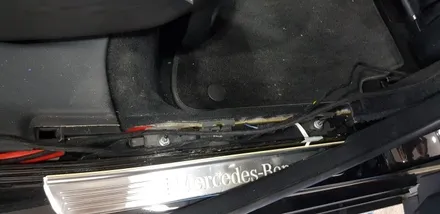 [분당벤츠전문점] 벤츠 W222 S500 아이나비 QXD5000+커넥티드 프로+신형 에너팩 프로12A 보조배터리 설치, 순정 옵션에서 제외된 순정형 3D부메스터 전동트위터 설치 / 성남 분당구 정자동